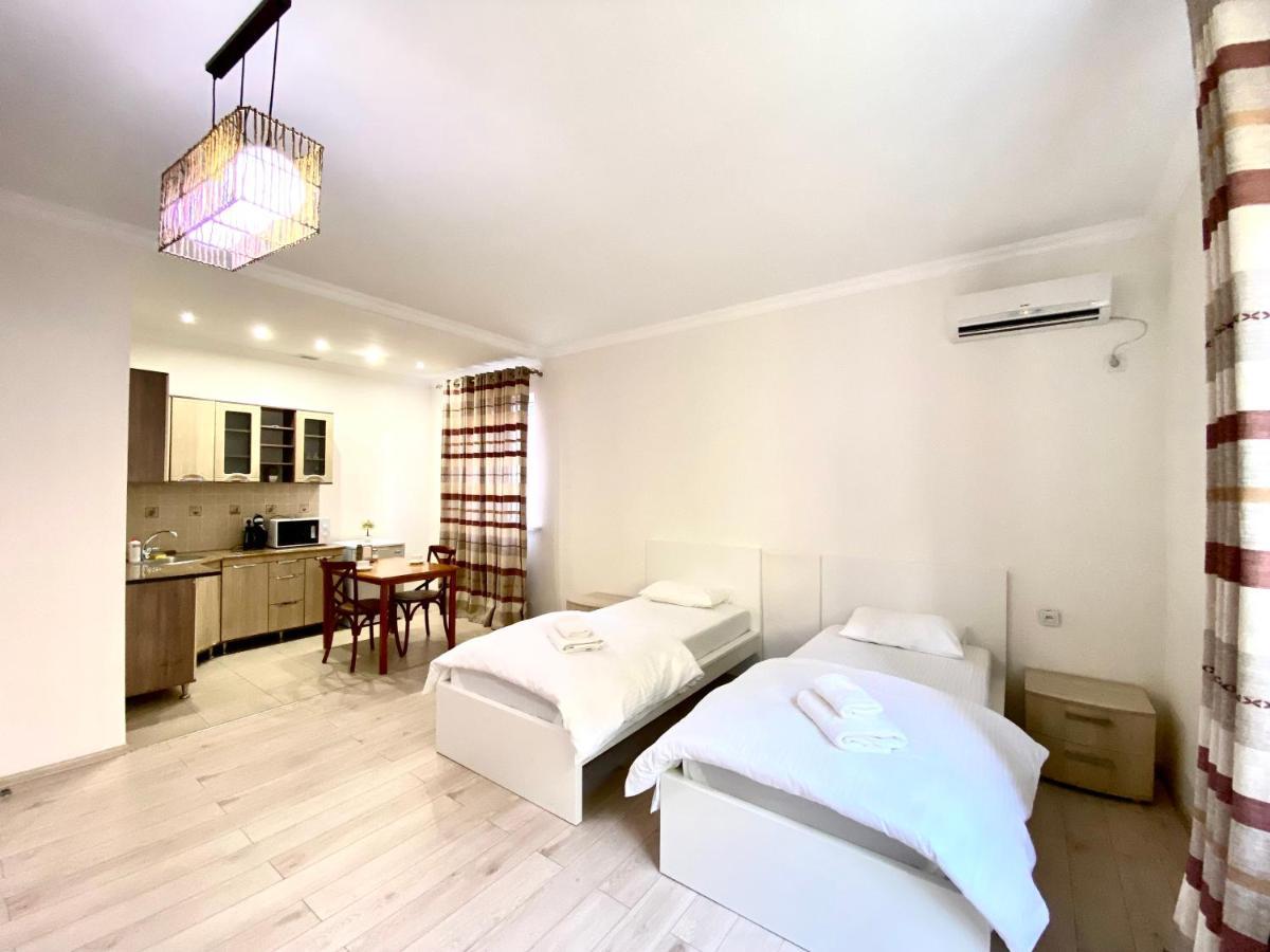 Sarai-Batu Guest House Atyrau Exterior photo