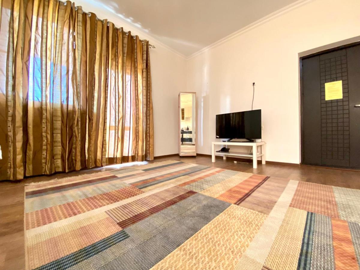 Sarai-Batu Guest House Atyrau Exterior photo